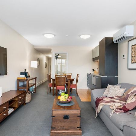 The Beacon - 2 Bedroom Town Center Apartment Queenstown Bagian luar foto
